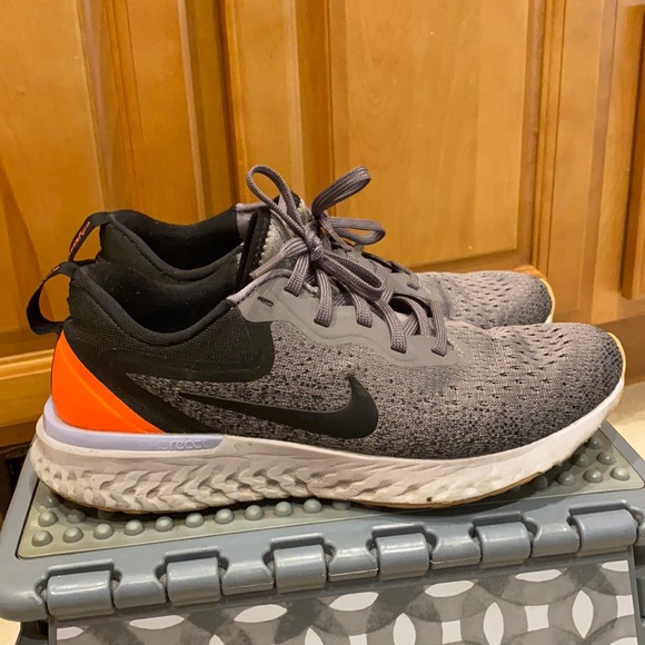 Nike Shoes - Nike Women’s size 7.5 Odyssey React